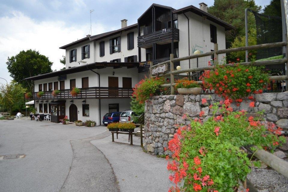 Appartamenti Vacanze Lagolo 라골로 디 칼라비노 외부 사진